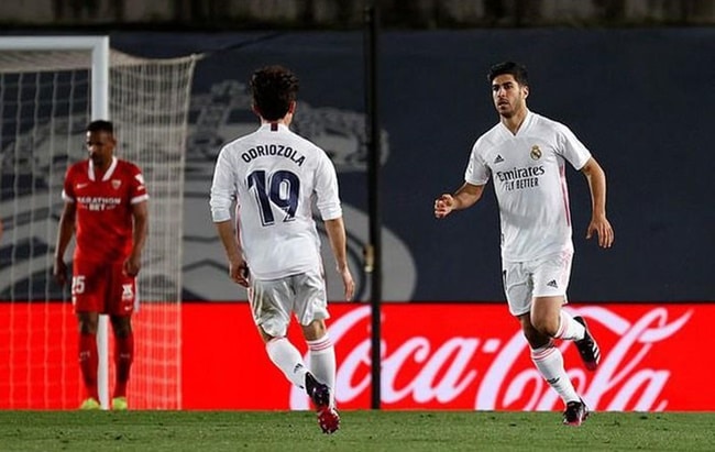 Real Madrid may have suffered another defensive injury vs. Sevilla - Bóng Đá