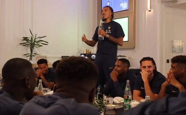 Sao Chelsea trình diễn, Mbappe cười khoái ga - Bóng Đá