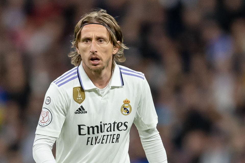 Có khi nào Luka Modric trở thành nhạc trưởng Man United? - Bóng Đá