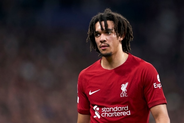 Đến lúc Liverpool làm mới Alexander-Arnold? - Bóng Đá