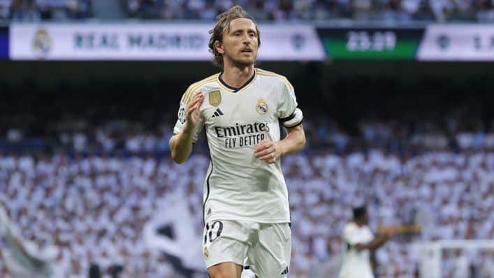 Chuyện gì đang xảy ra với Luka Modric? - Bóng Đá