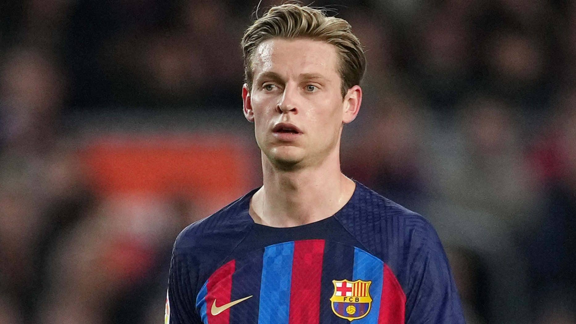 Frenkie de Jong cuối cùng cũng đặt chân tới Manchester? - Bóng Đá