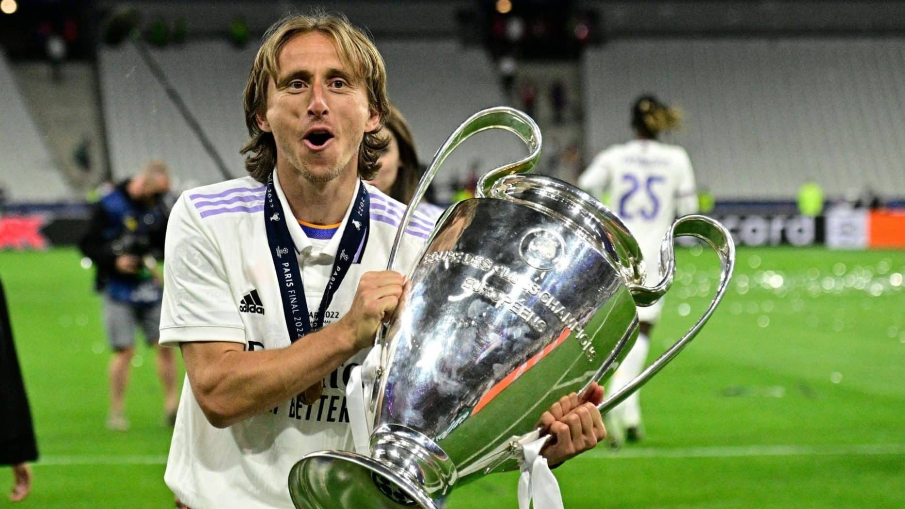 Ngả mũ trước Luka Modric - Bóng Đá