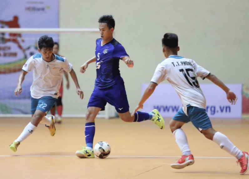 Tuyển thủ futsal Việt Nam tỏa sáng giúp Thái Sơn Nam thắng trận - Bóng Đá