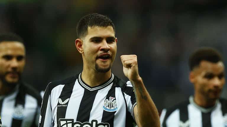 Điên rồ Newcastle United - Bóng Đá