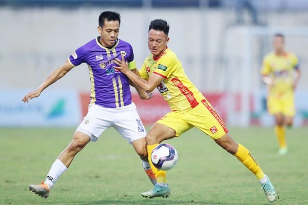 Văn Quyết chia tay V-League; HAGL nhận tổn thất - Bóng Đá