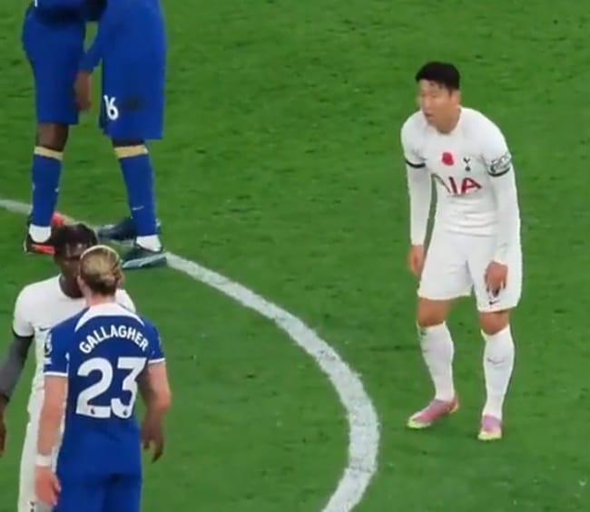 Yves Bissouma refuses to shakes hands with Conor Gallagher - Bóng Đá