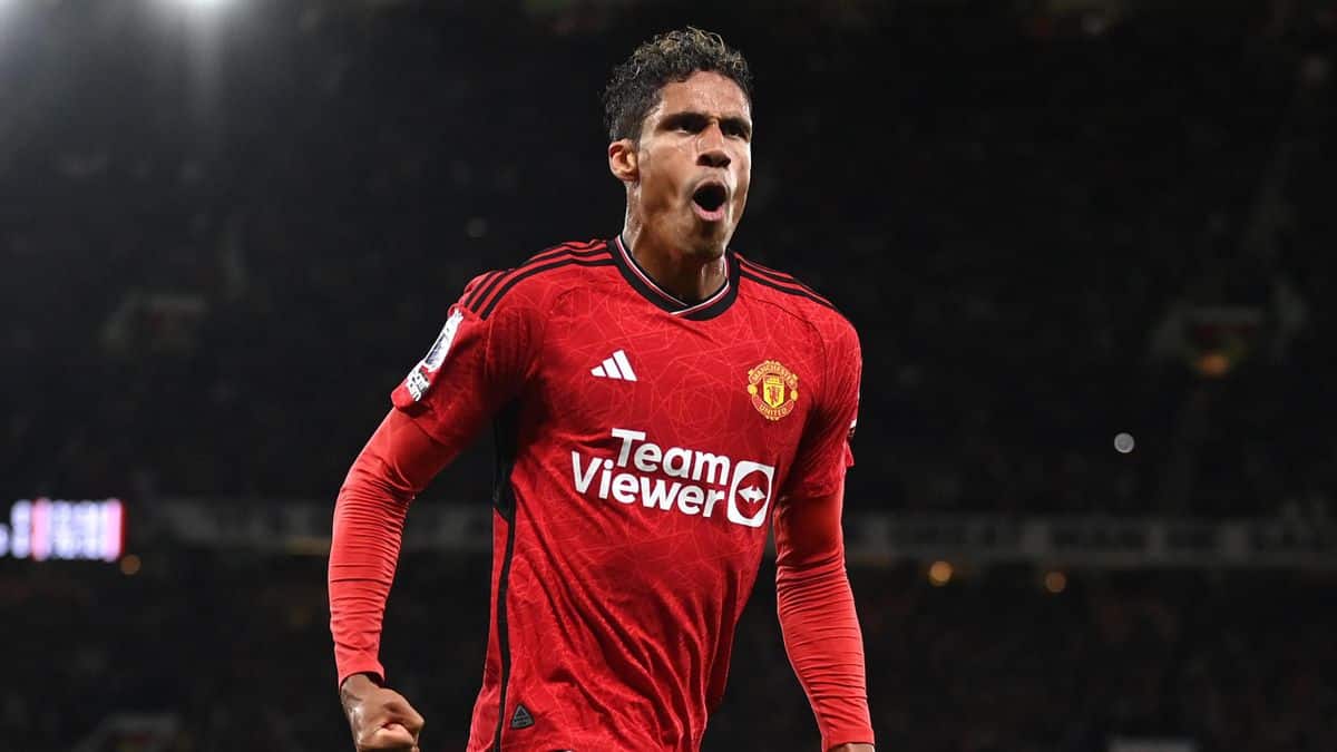 Phản ứng của Varane cho thấy Maguire đã đúng - Bóng Đá