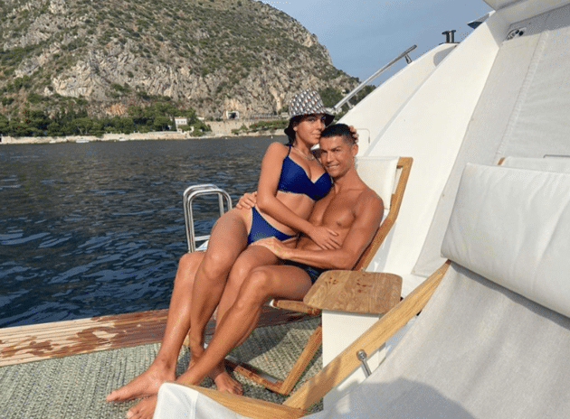 Georgina Rodriguez’s most popular Instagram posts including loved-up photos with Cristiano Ronaldo - Bóng Đá