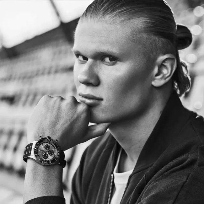 Erling Haaland incredibly tipped to be first footballer to earn £1BILLION with ‘beyond the physical’ revenue streams - Bóng Đá