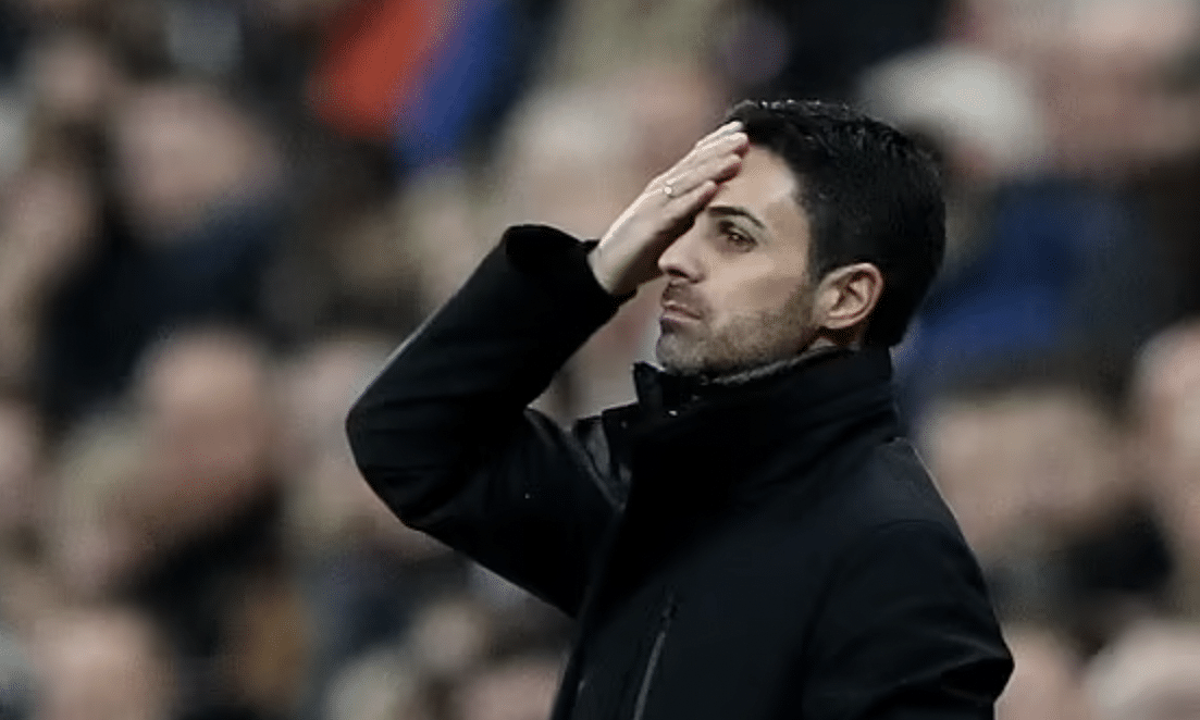 HLV Mikel Arteta thất vọng sau khi thua Newcastle trên sân St James Park, ở vòng 11 Ngoại hạng Anh 2023-2024 ngày 4/11/2023. Ảnh: Reuters