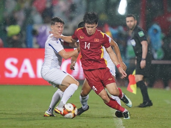 Việt Nam đấu Philippines: Tổng duyệt cho AFF Cup - Bóng Đá