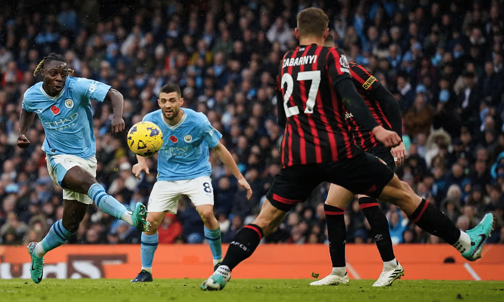 Jeremy Doku góp một bàn, bốn kiến tạo và được bình chọn là cầu thủ hay nhất trận. Ảnh: AP