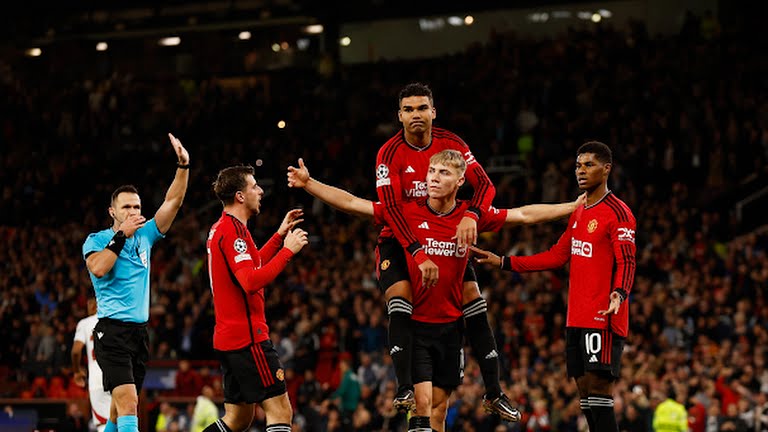 Hojlund quá nhọ! Cứ ghi bàn là Man Utd thua - Bóng Đá