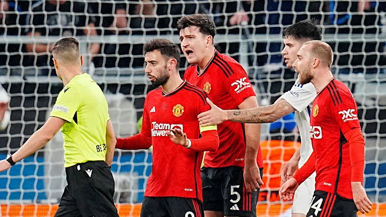 Hojlund quá nhọ! Cứ ghi bàn là Man Utd thua - Bóng Đá