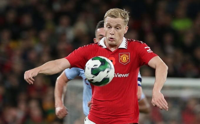 Cơn ác mộng chấm dứt với Van de Beek? - Bóng Đá