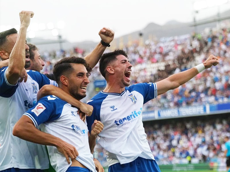 Soi kèo Amorebieta vs Tenerife lúc 0h30 ngày 19/11/2023